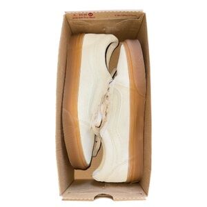 VANS • Ward Tan/Gum Sneaker